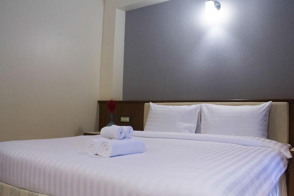 Hatyai Holiday Hotel هات ياي المظهر الخارجي الصورة