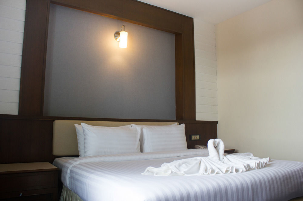 Hatyai Holiday Hotel هات ياي المظهر الخارجي الصورة