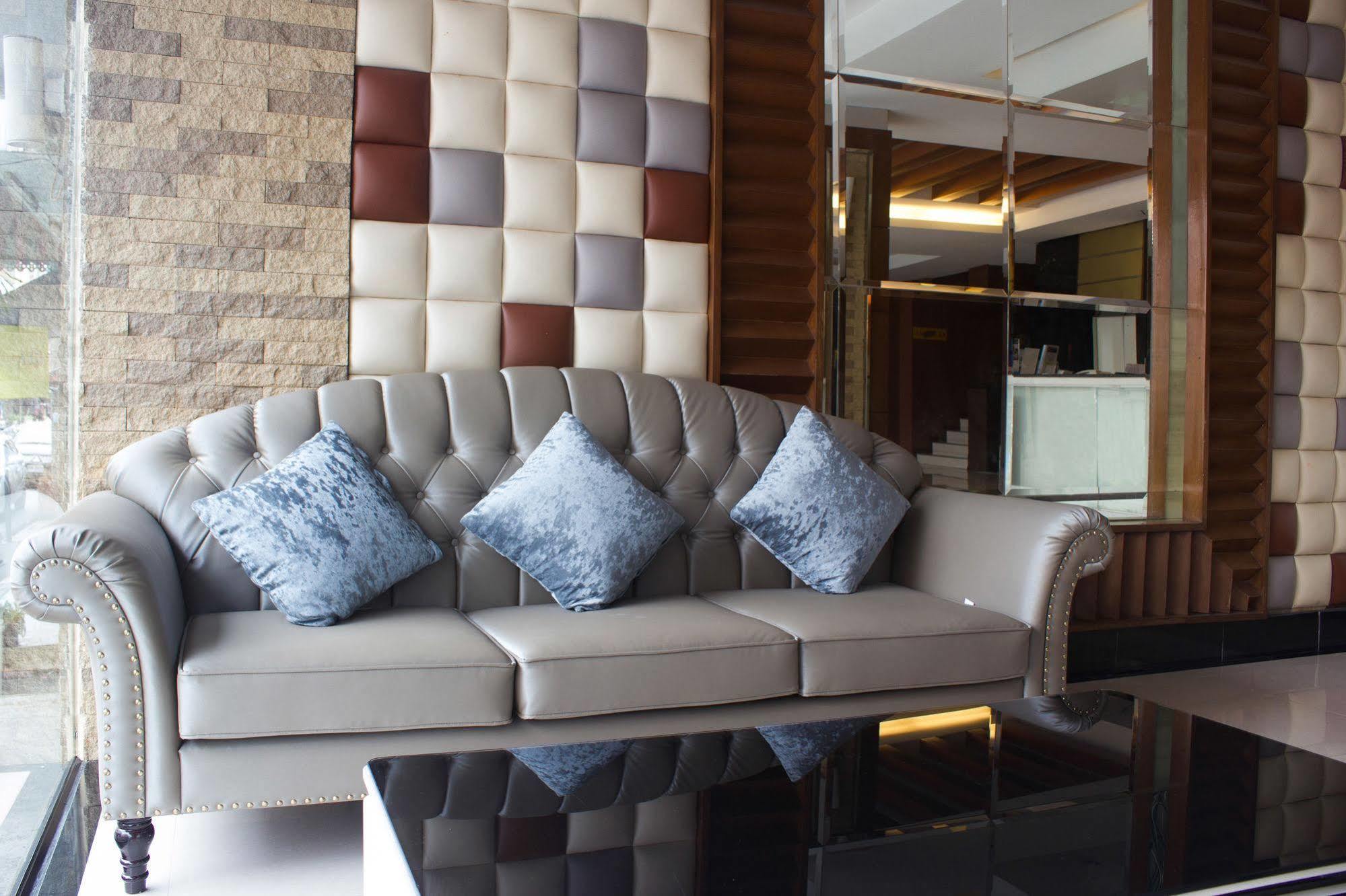 Hatyai Holiday Hotel هات ياي المظهر الخارجي الصورة
